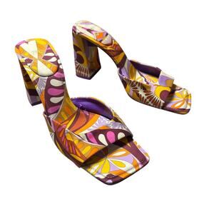 Zara Retro Groovy Print Heels